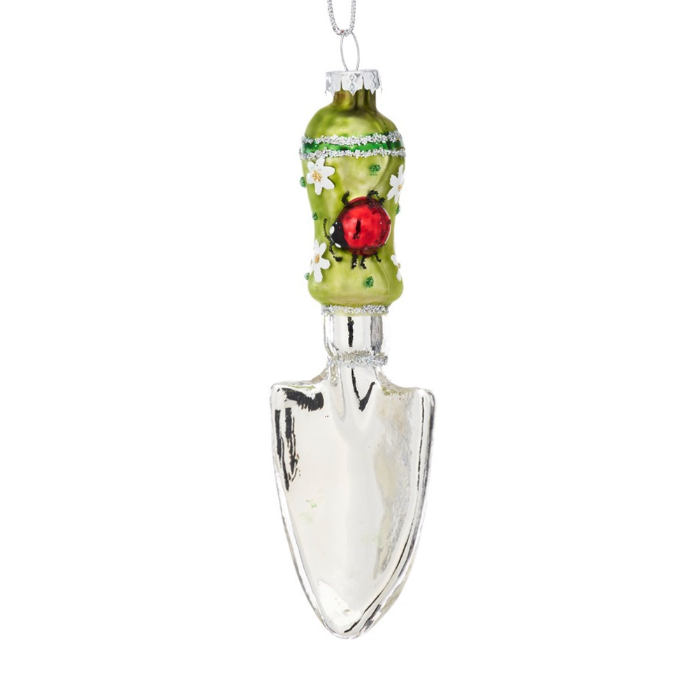 Sass & Belle kerstornament - Tuinschep met lieveheersbeestje