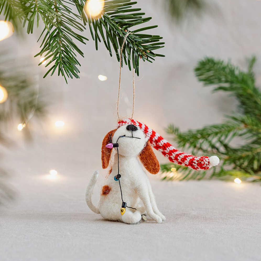 Sass & Belle kerstornament - Hond met kerstlichtjes