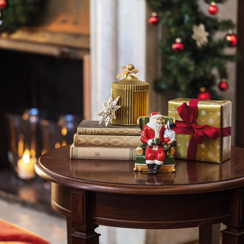 Villeroy & Boch muziekdoos - Kerstman op zetel