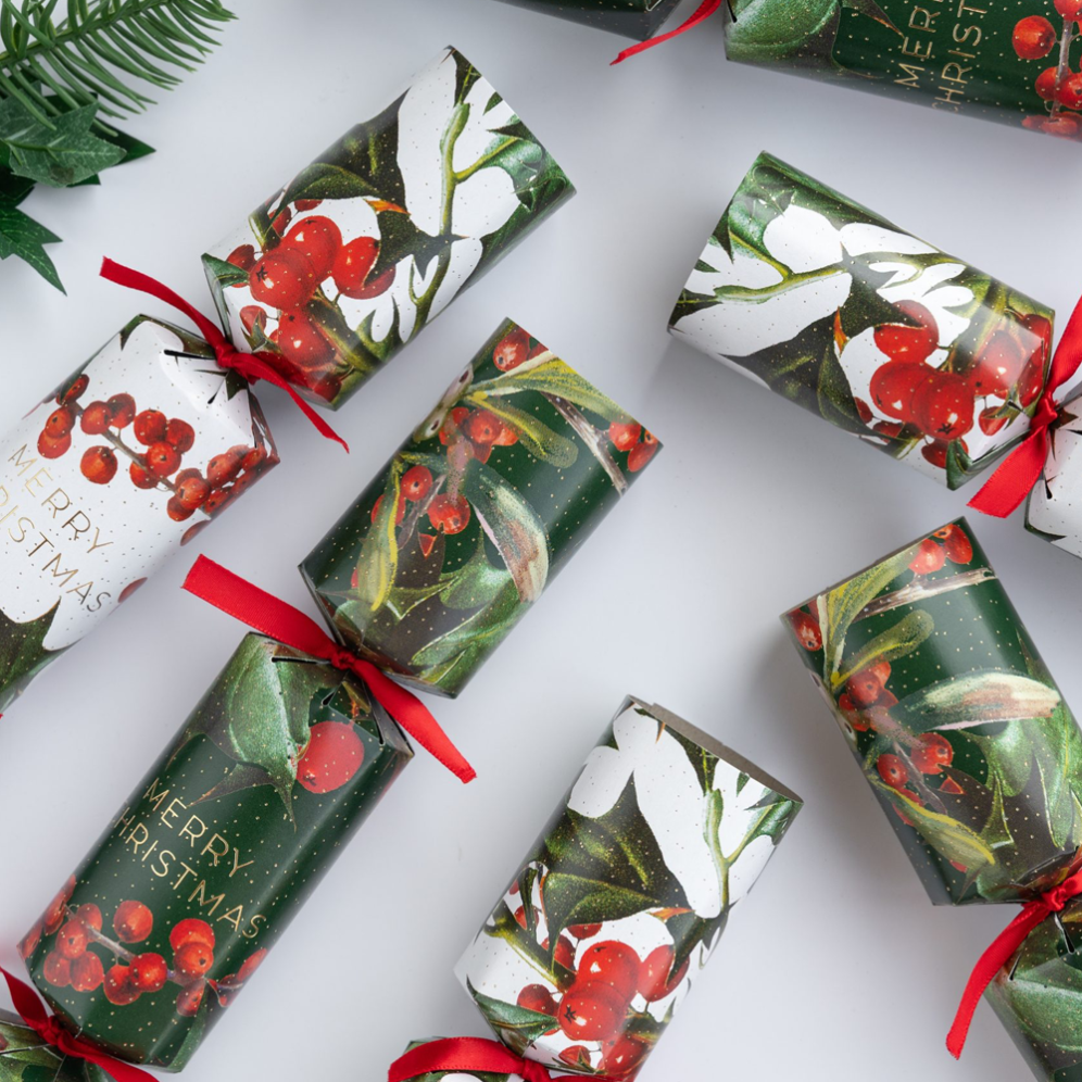Holly & Ivy Christmas crackers - Holly and Berry Sprigs - Set van 12