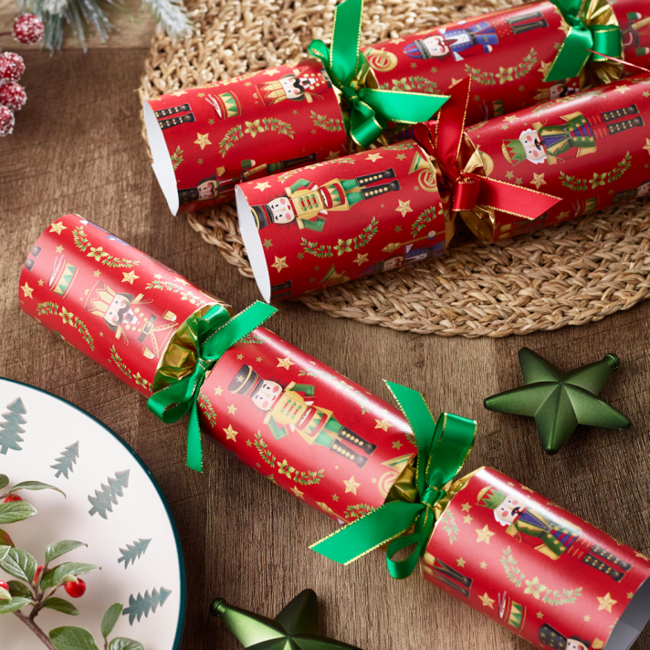 Robin Reed Christmas crackers - Red Royal Nutcracker - Set van 6