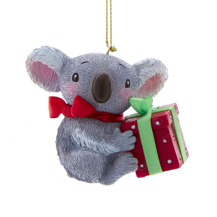 Kurt Adler kerstornament - Koala met cadeau
