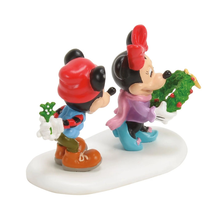 Disney Village kerstdorp figuur - Mickey en Minnie Mouse - Mickey Mistletoe surprise